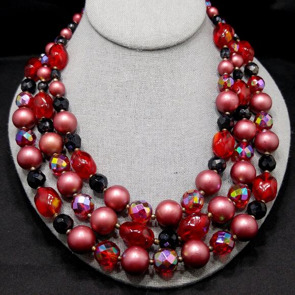 Germany Burgundy Red Beaded Necklace, Czech Glass Beads, 1950s Vintage Jewelry - Picture 2 of 10